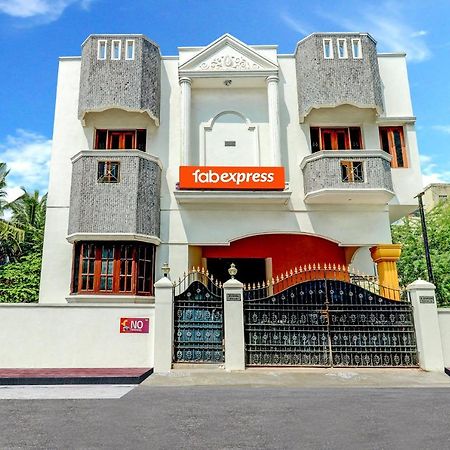 Fabexpress Nestlay Rooms Omr Chennai Eksteriør bilde